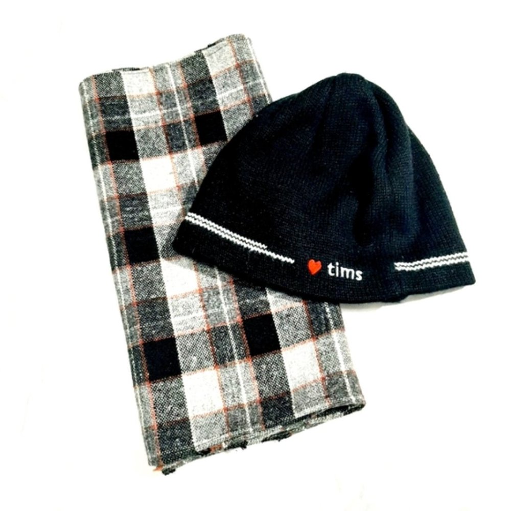 TOQUE AND SCARF - Picture 2 of 3